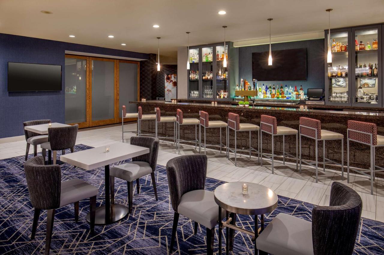 Doubletree By Hilton Washington Dc North/Гейтерсберг Экстерьер фото