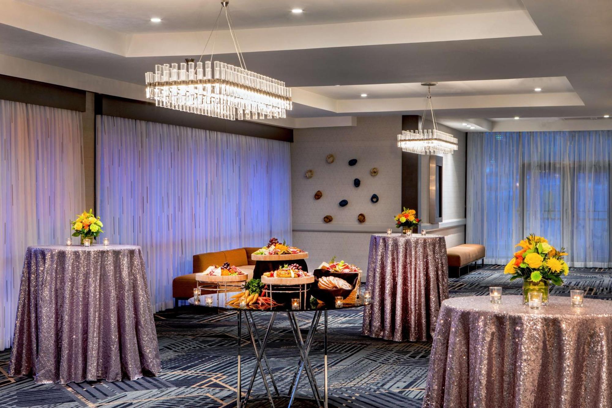 Doubletree By Hilton Washington Dc North/Гейтерсберг Экстерьер фото